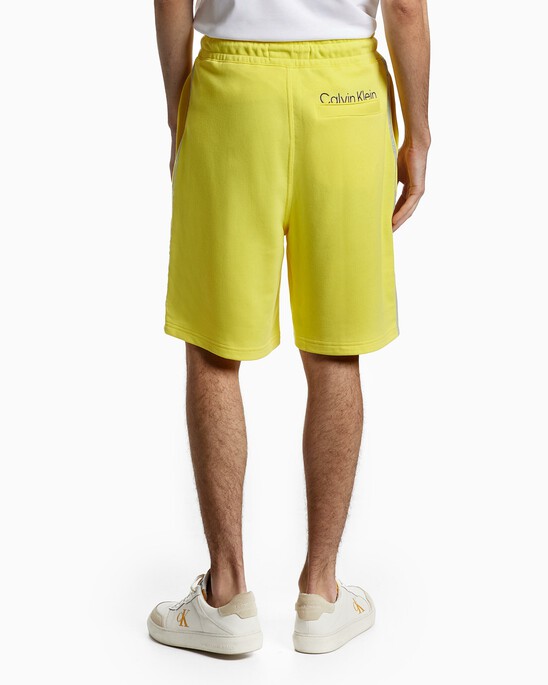 UNISEX COLOR LOGO SWEATSHORTS