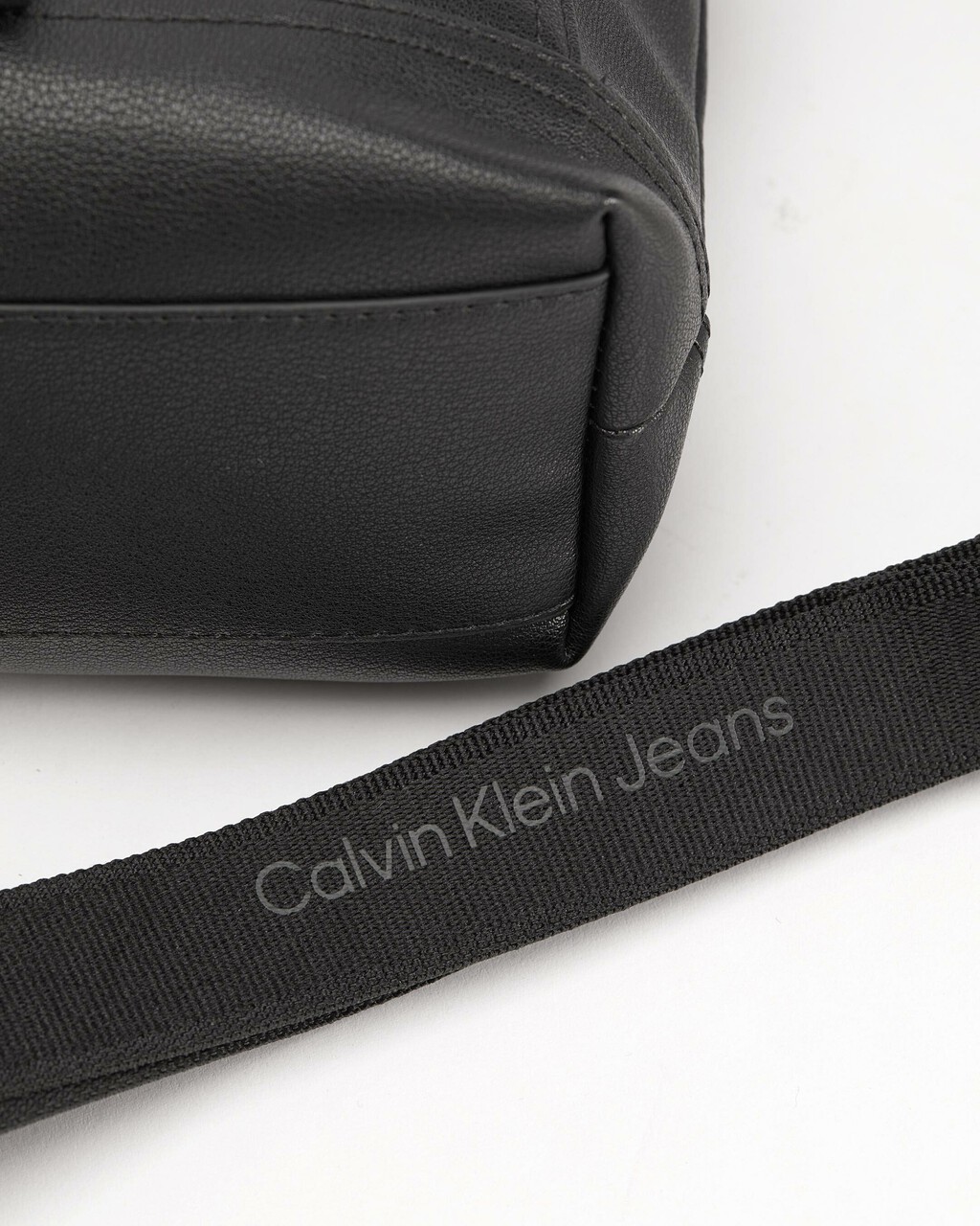 ULTRALIGHT MESSENGER 23CM, BLACK, hi-res