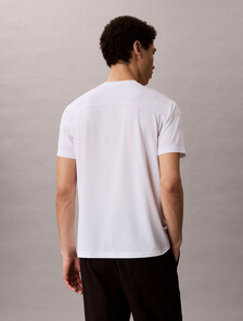 Icon Sport Mesh Short Sleeve Tee, Classic White, hi-res