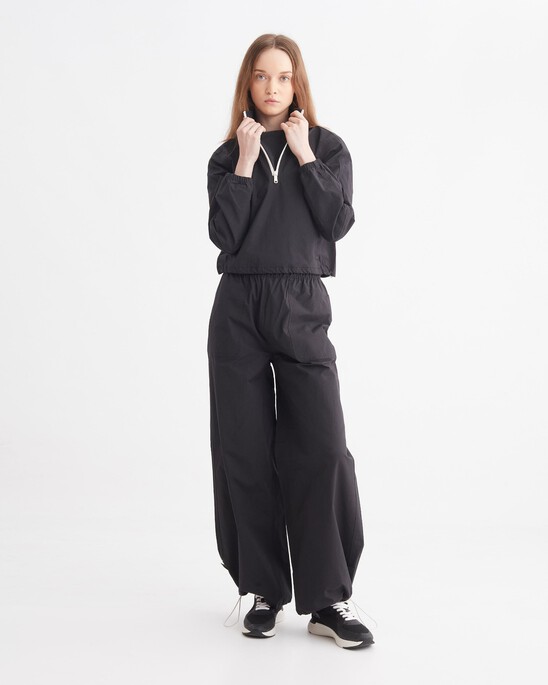 Water-Repellent Windbreaker