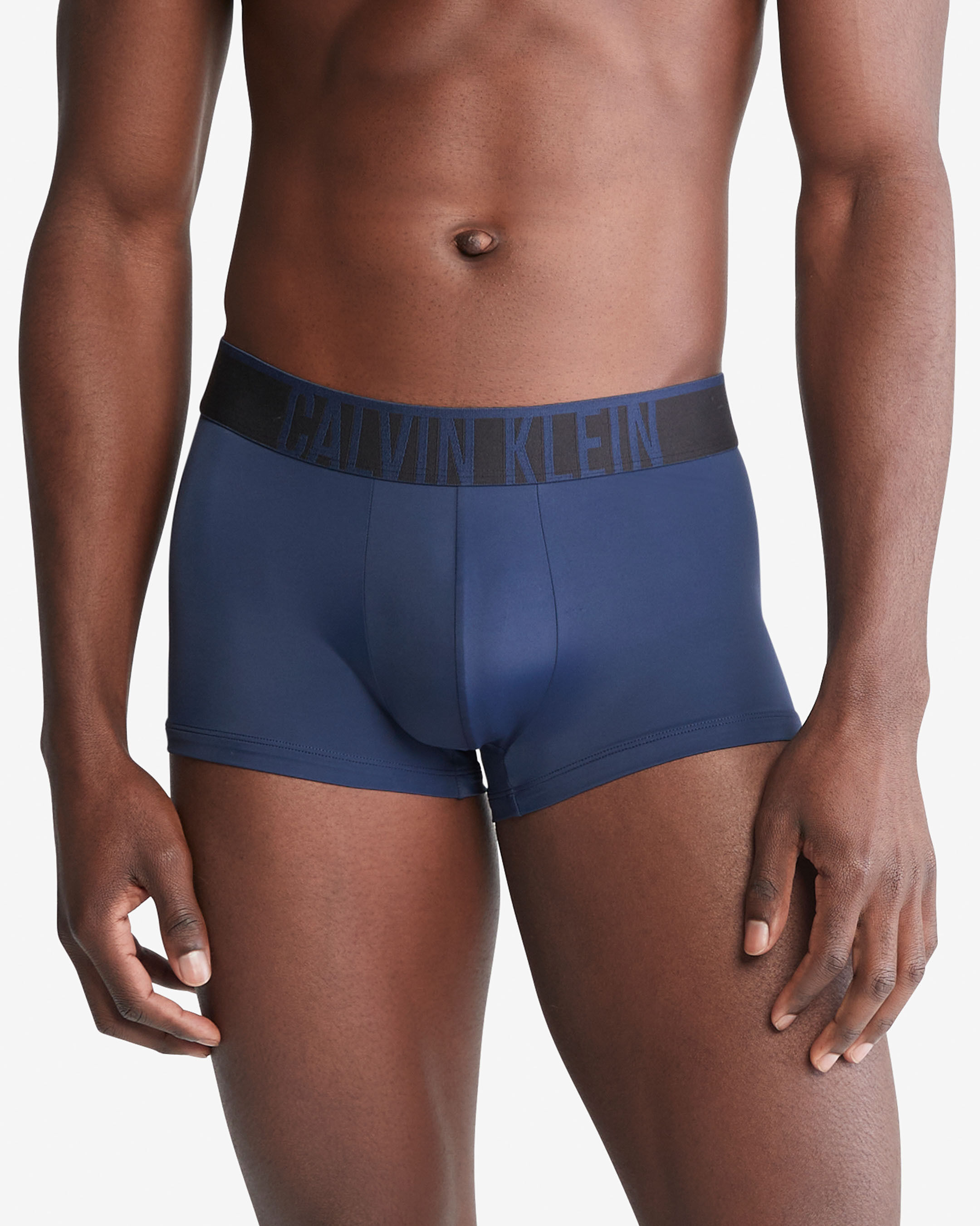 Calvin klein intense power sliders top