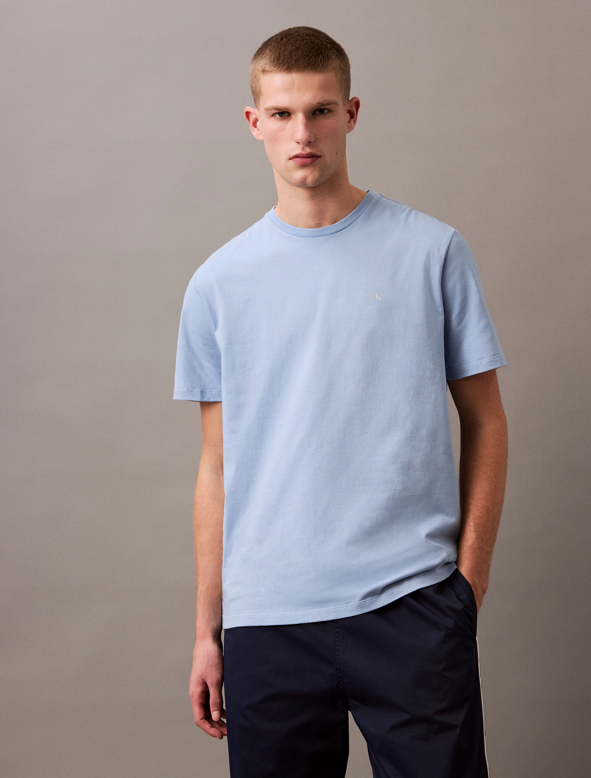 Smooth Cotton Monogram Logo T-Shirt | blue | Calvin Klein