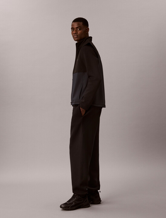 Cooling Spacer Embossed Logo Jogger