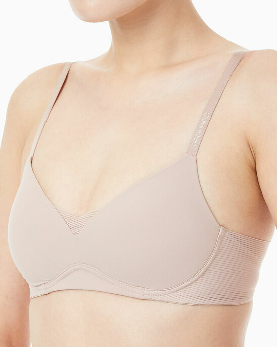 BREATHABLE LIGHTLY LINED WIREFREE BRA