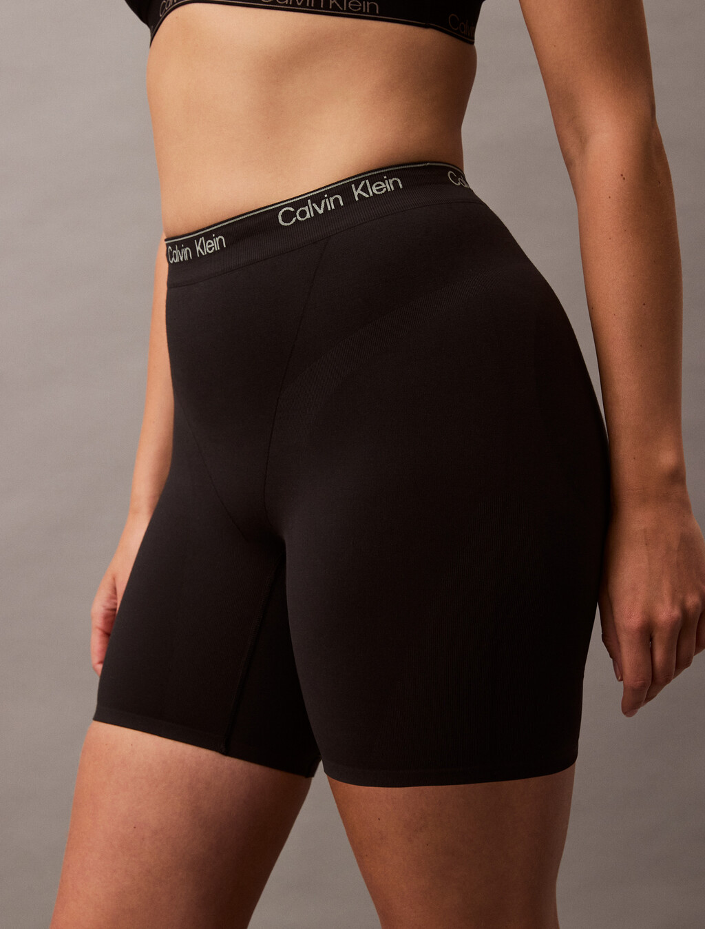 Icon Shaping High Rise Mid Thigh Short, Black, hi-res