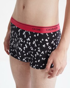 CK One Print Micro Low Rise Trunks, PAINTED HEART+BLACK, hi-res