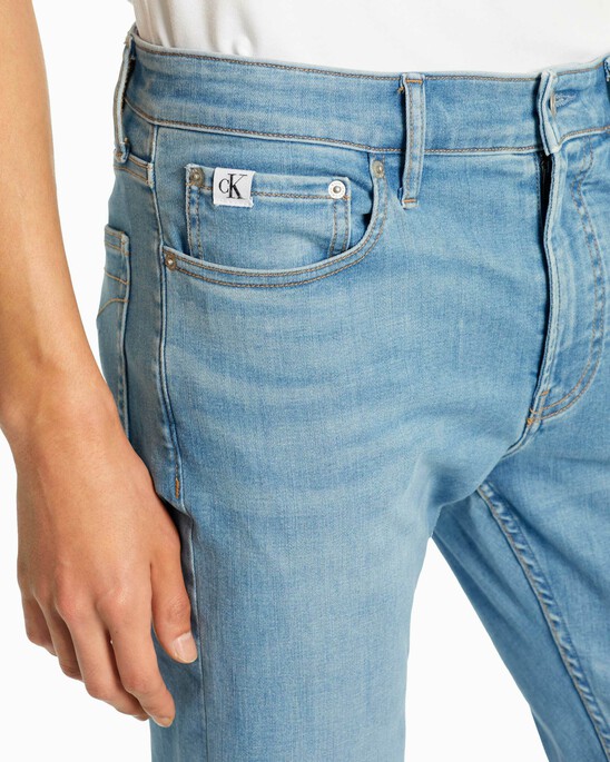 FOREVER STRETCH SLIM JEANS