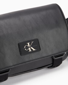 Tagged Flap Camera Bag 22Cm, BLACK, hi-res