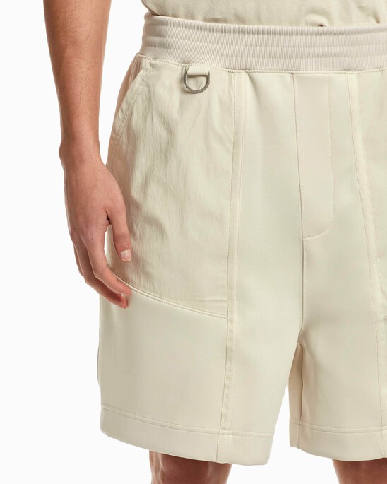 PREMIUM LOGO TAPE SWEAT SHORTS