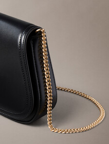 Curved Wallet with Chain Strap, Black, hi-res