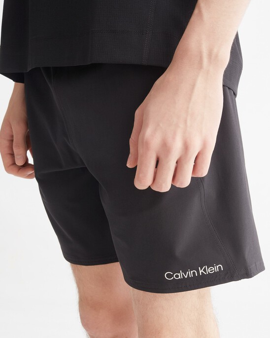 QUICK-DRY GYM SHORTS