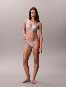 LIGHTLY LINED DEMIBTTRCP FLRL HRB, BUTTERCUP FLORAL HARBOUR LIGHT, hi-res