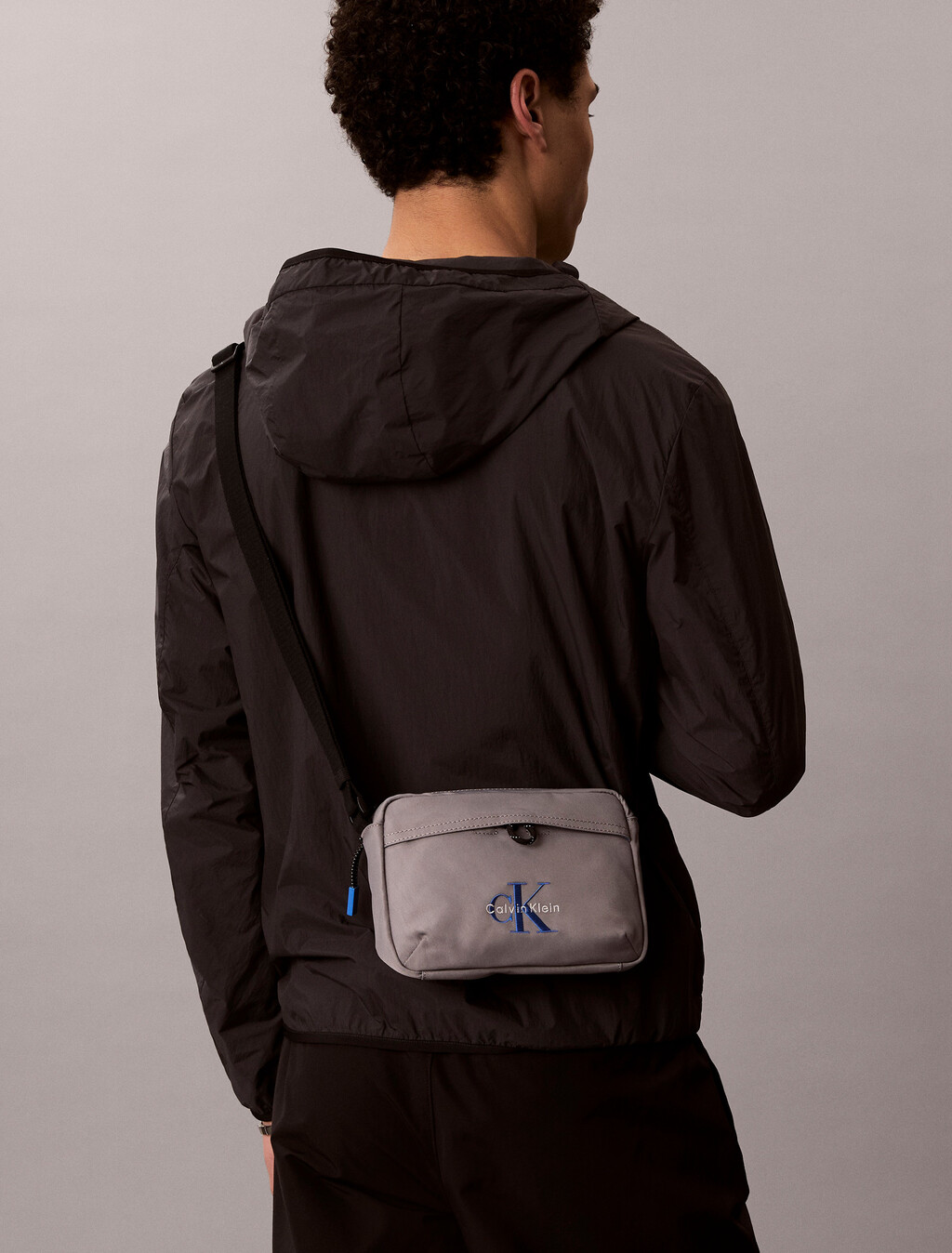 Bold Logo Nylon Camera Bag, Cloudburst, hi-res