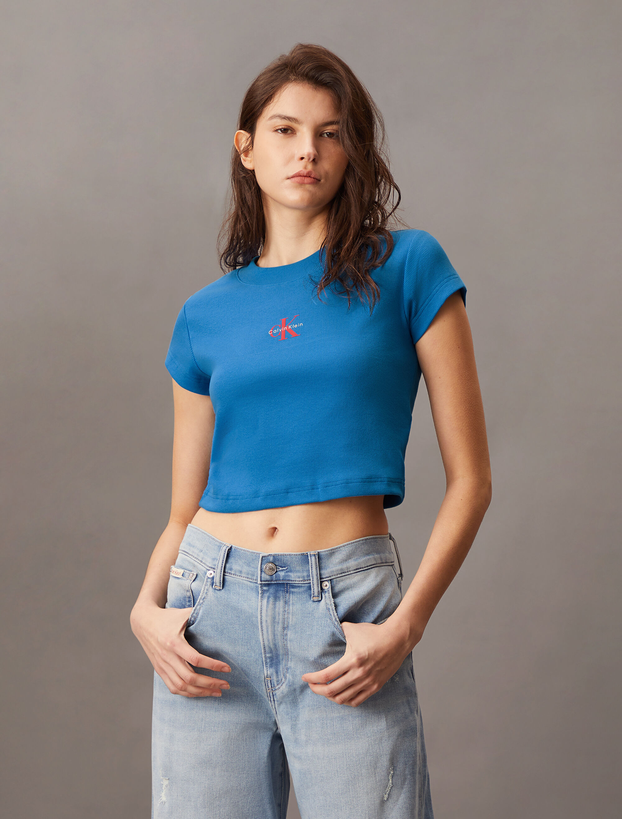 [CK JEAN] Women's Logo Baby Crop T-shirt ★大人気★ Women's T-shirts | Calvin Klein Singapore