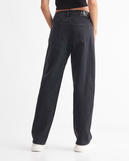 Sustainable 90s Straight Jeans