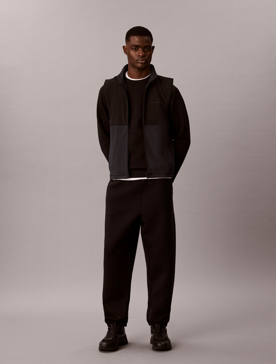 Cooling Spacer Embossed Logo Jogger