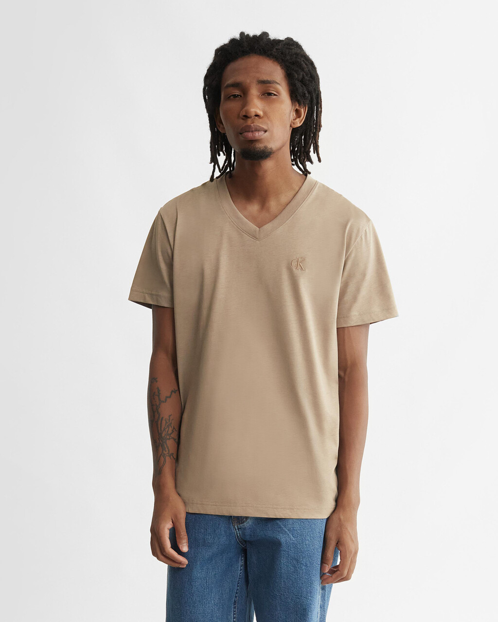 SOLID V NECK CK LOGO TEE, Perfect Taupe, hi-res