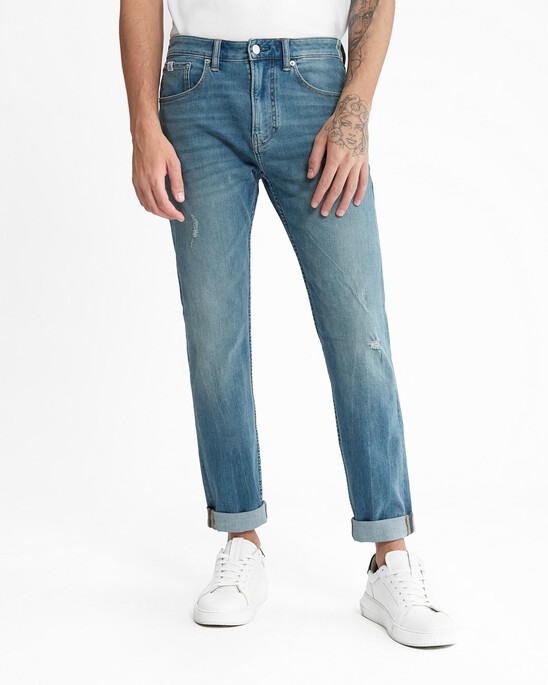 Ultimate Stretch Modern Taper Jeans