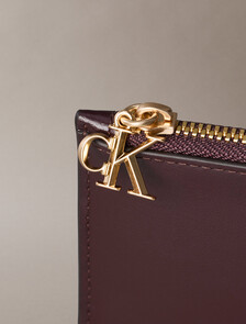 Leather Zip Card Holder, Fudge, hi-res