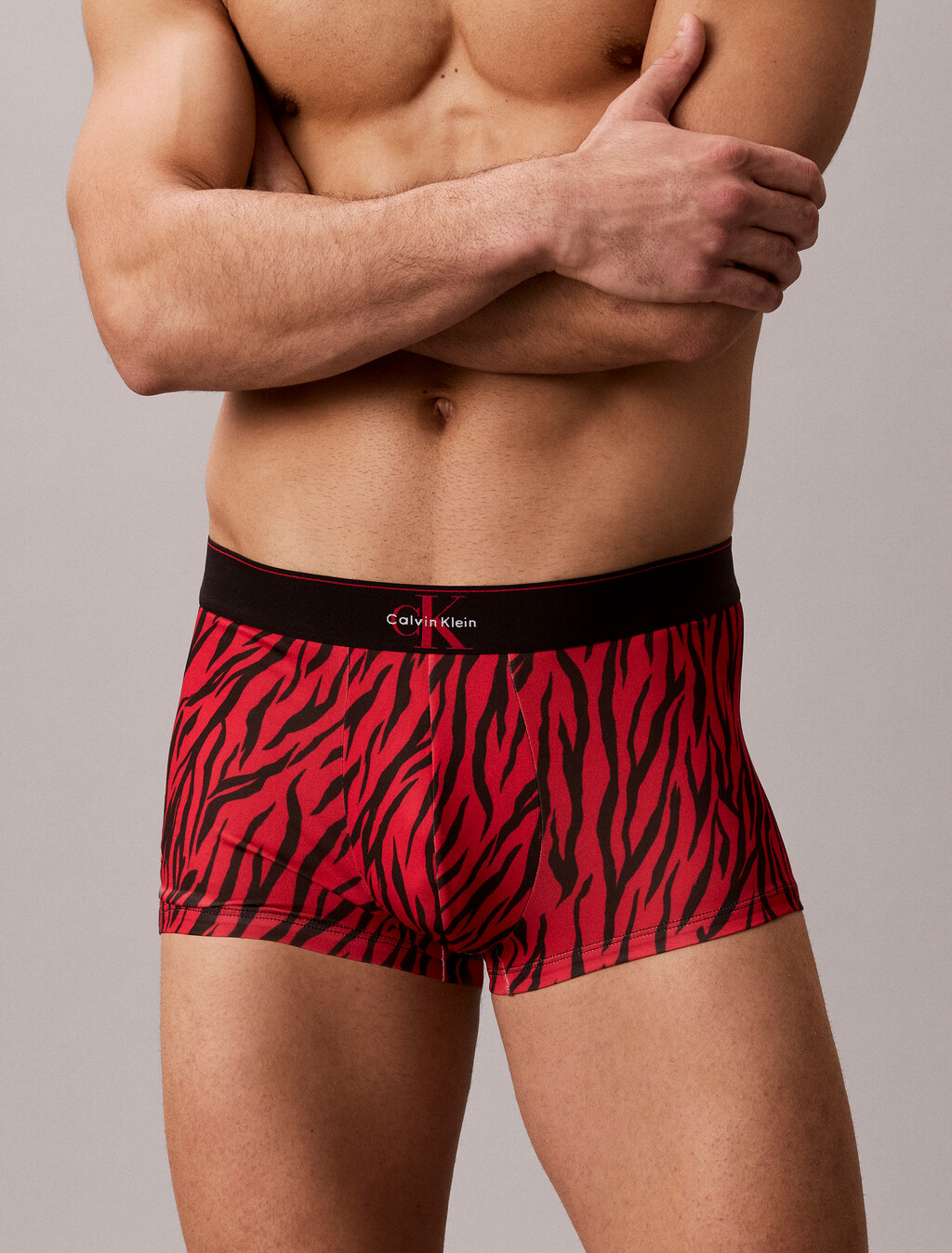 Graphic Monogram Low Rise Trunk, PAINTED TIGER BLACK/RED GALA, hi-res