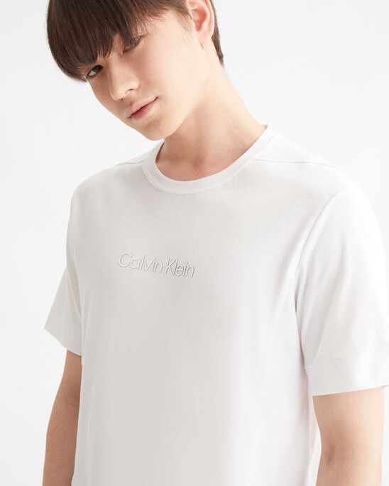 ESSENTIALS TEE