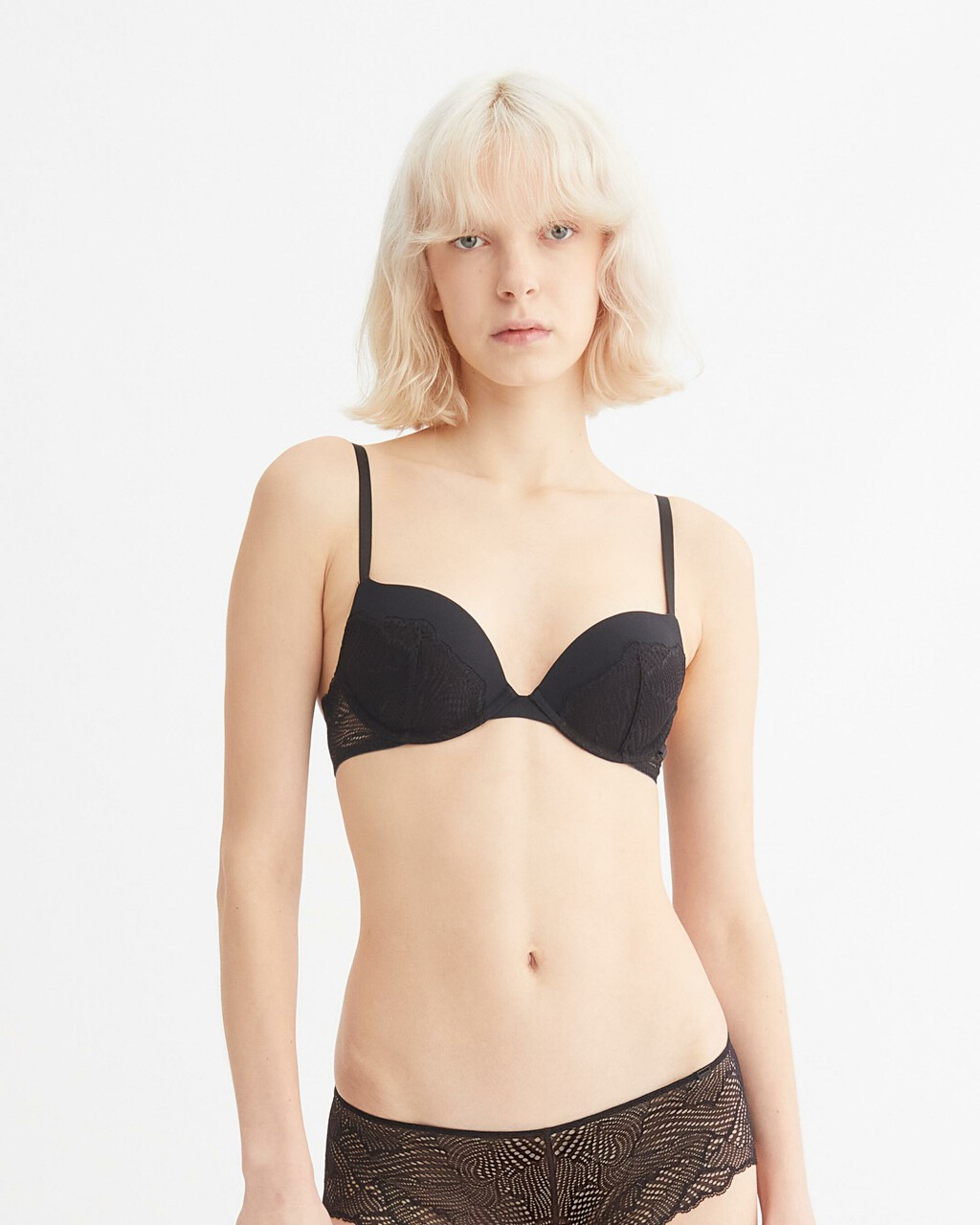 Scalloped Lace Push Up Plunge Bra, Black, hi-res