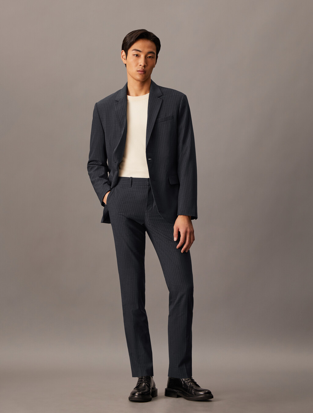 Refined Wool Blend Pinstripe Slim Trouser, Charcoal Heather, hi-res