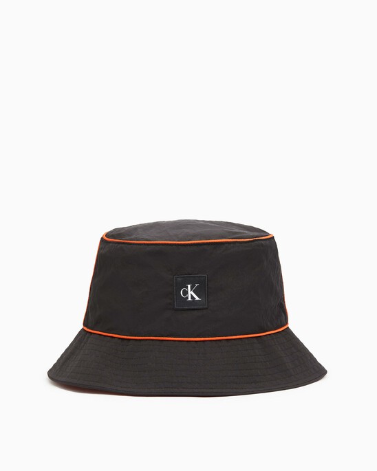 INSIDE OUT REVERSIBLE BUCKET HAT