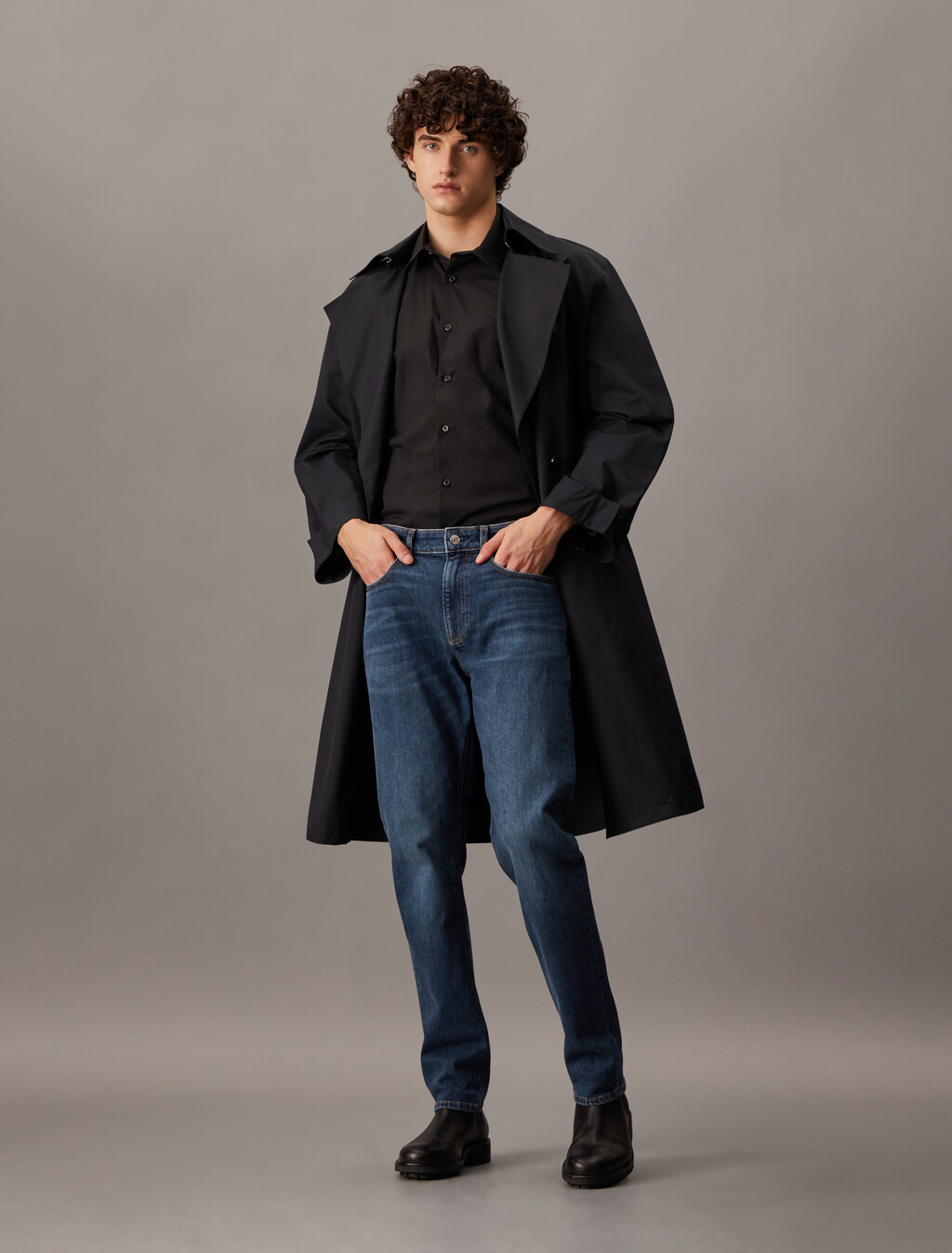 Authentic Straight Italian Denim Jeans, Denim Dark, hi-res
