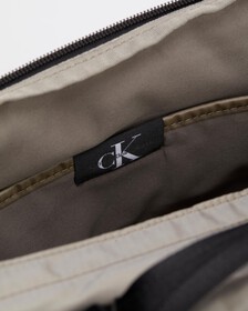 Sport Essentials Flight Bag, ATLANTIC TAUPE, hi-res
