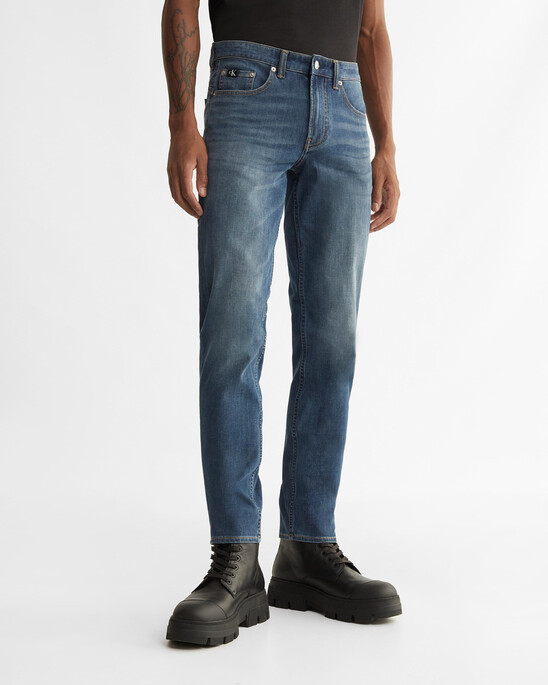 ULTIMATE STRETCH BODY TAPER JEANS