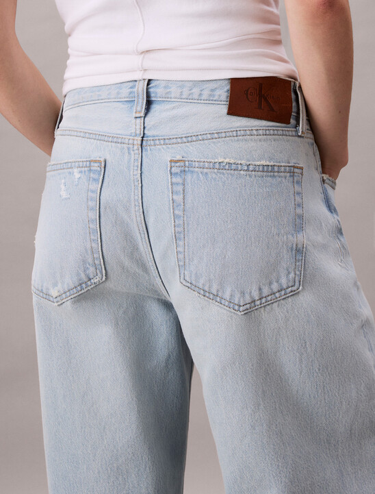 Low Rise Baggy Jeans