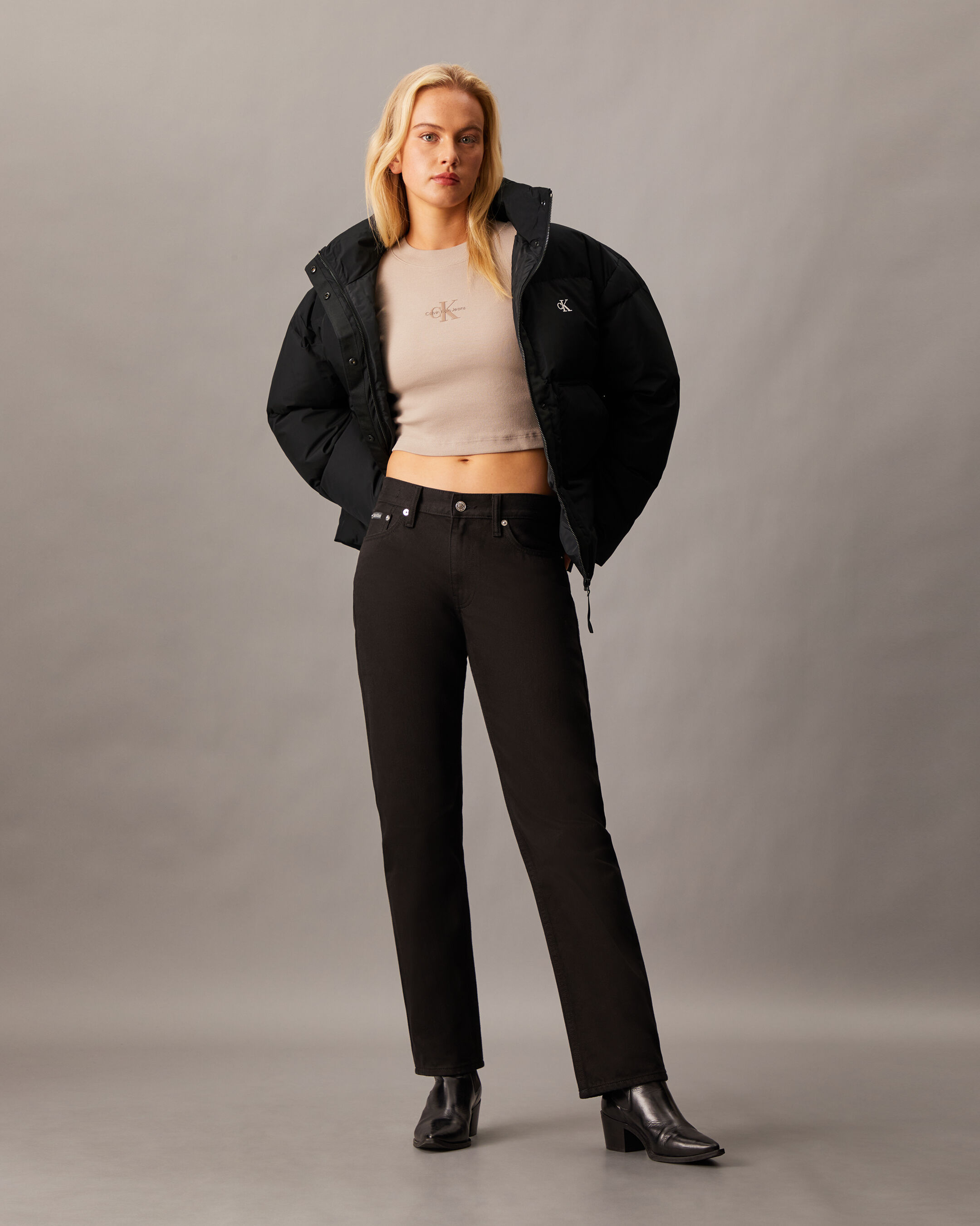   [CK] Women’s short-length stand collar puffer 61jomrK7oVL._UY1000_.jpg