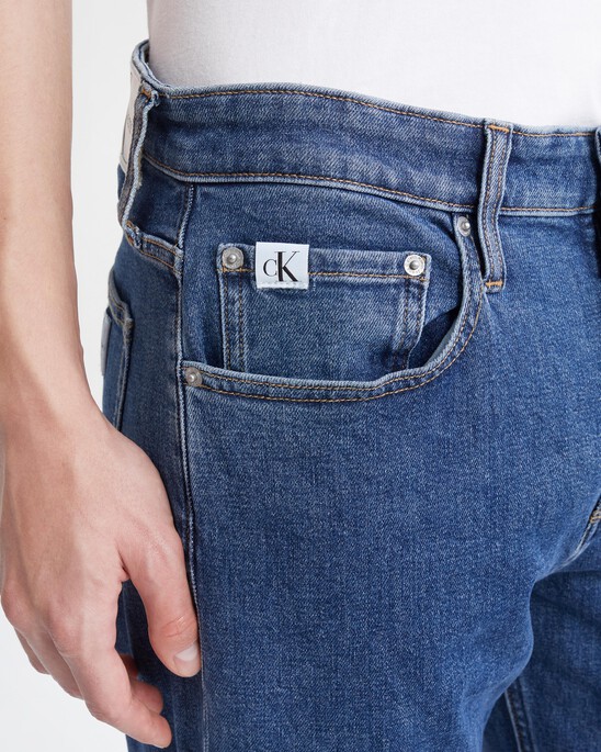 90S STRAIGHT SUSTAINABLE JEANS