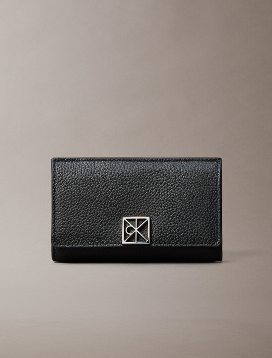 CK Emblem Leather Cardholder
