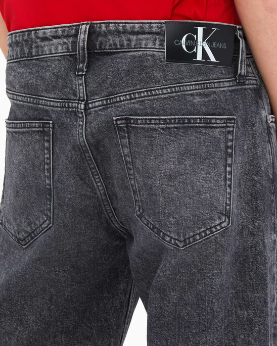 SUSTAINABLE 90'S STRAIGHT JEANS