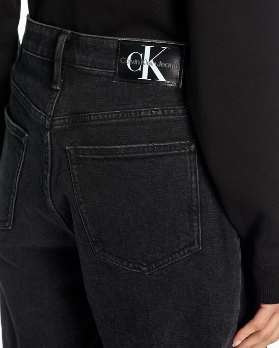 BERMUDA MOM SHORTS
