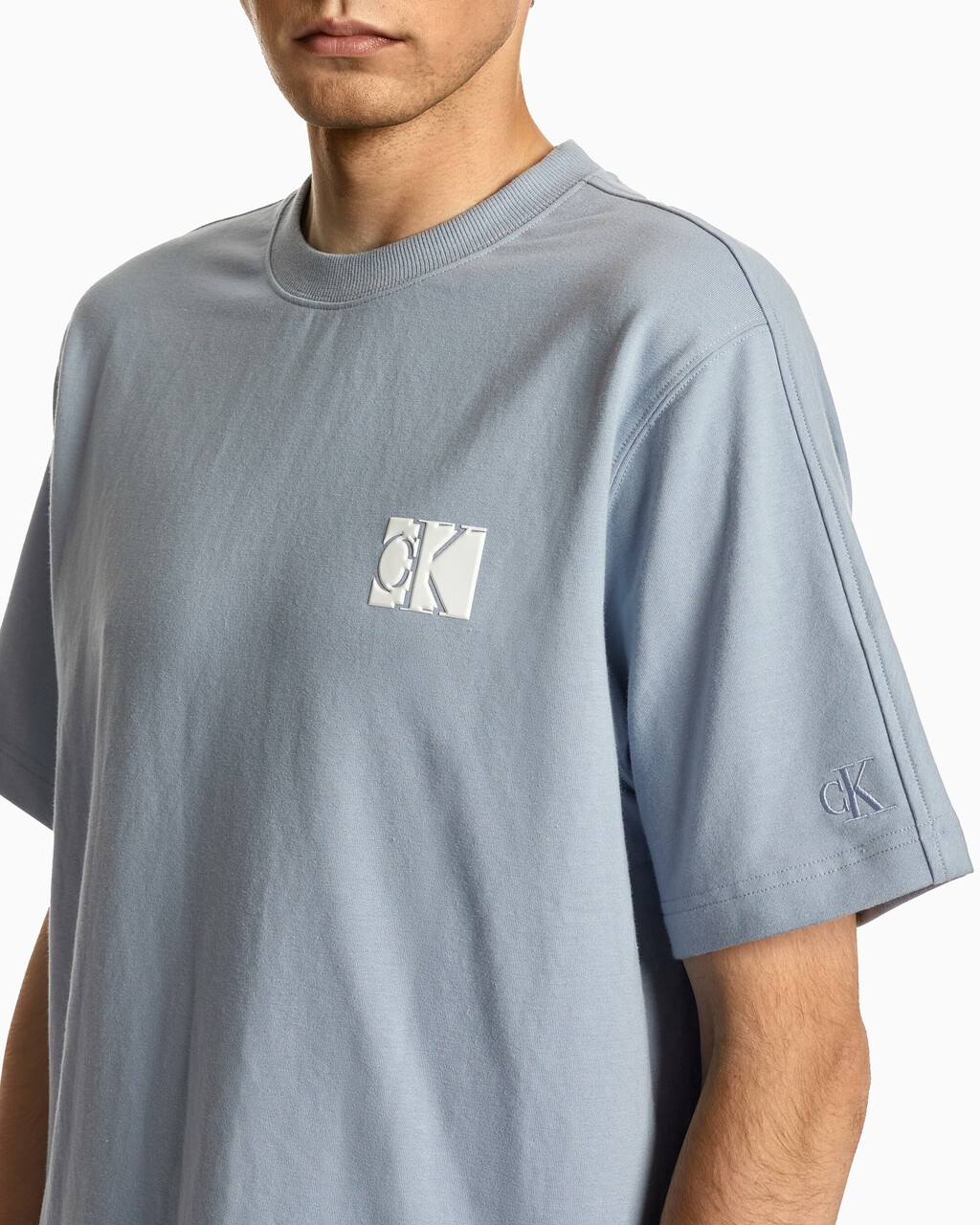 UNISEX INFINITE COOL SHORT SLEEVE SWEATSHIRT, SILVER SKY, hi-res