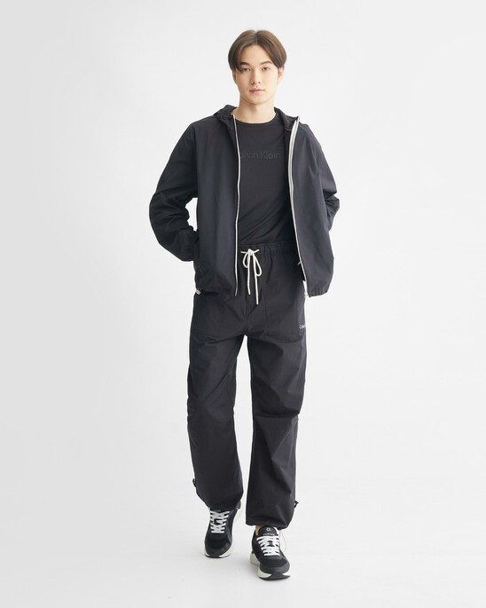 WATER-REPELLENT WINDBREAKER