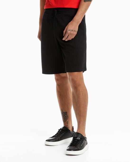 ATHLEISURE TWILL INTERLOCK PIPED SWEAT SHORTS