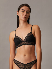 Intimate Lightly Lined Triangle Bra, Black, hi-res