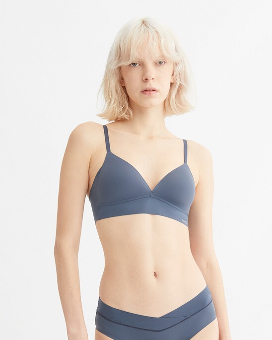INVISIBLES LIGHTLY LINED TRIANGLE BRA
