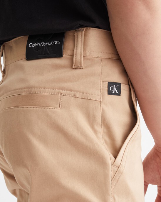 CORE ESSENTIALS SKINNY WOVEN PANTS