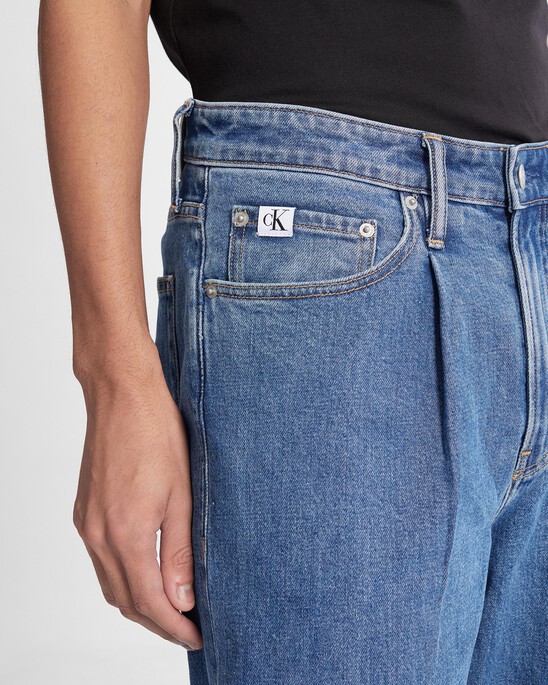 90s Loose Fit Jeans