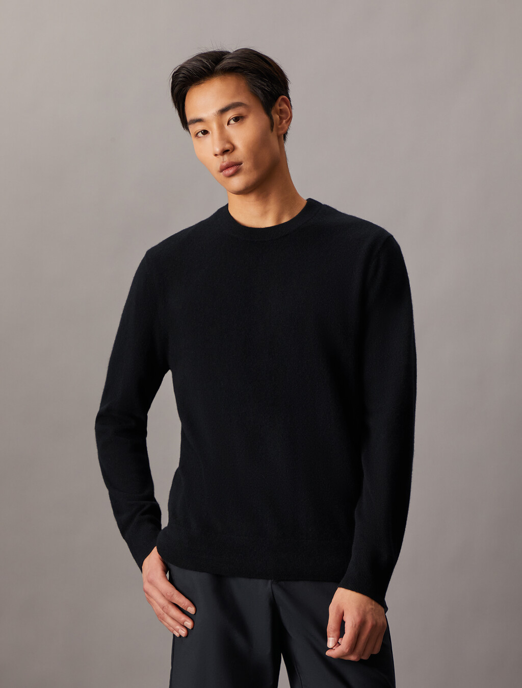 Classic Cashmere Crewneck Sweater, Black, hi-res