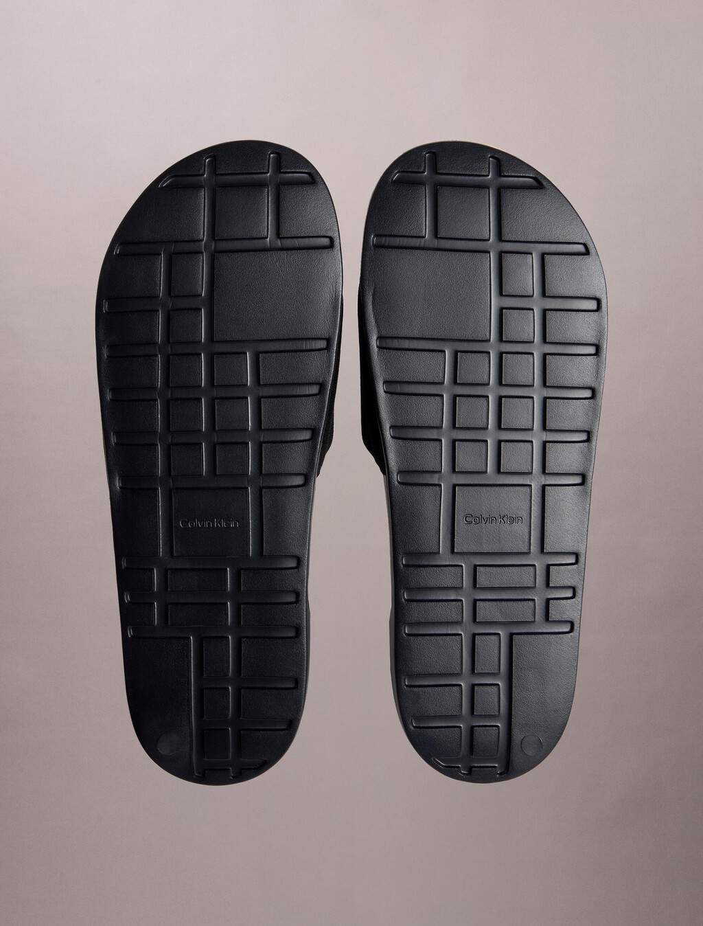 Nemo - Canvas Signature Logo Sliders, Triple Black, hi-res