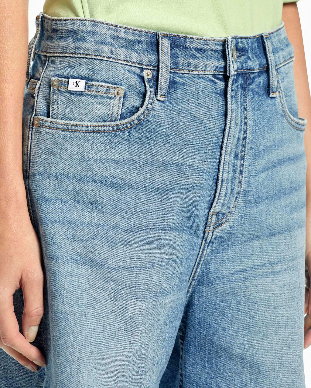 BERMUDA MOM SHORTS, Denim Medium, hi-res