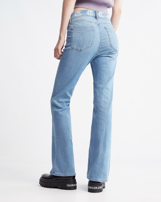 37.5 High Rise Flared Jeans
