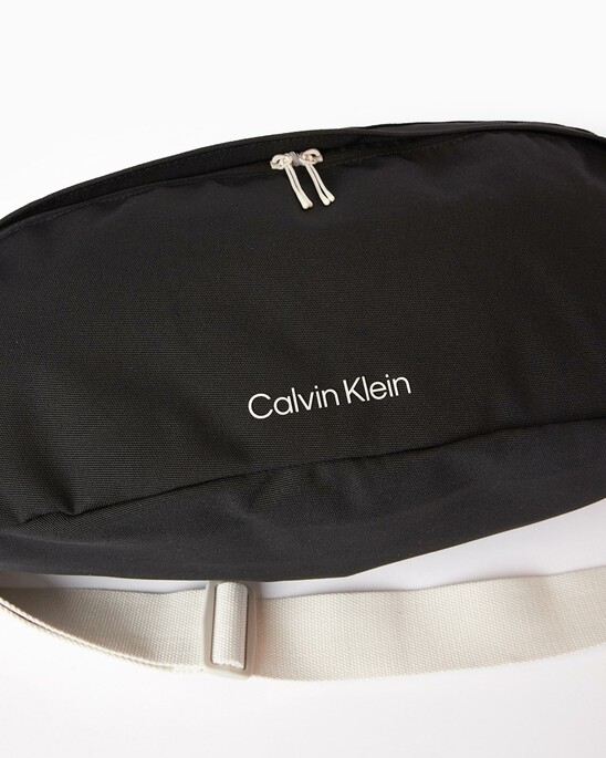 CK ATHLETIC SLING BAG XL