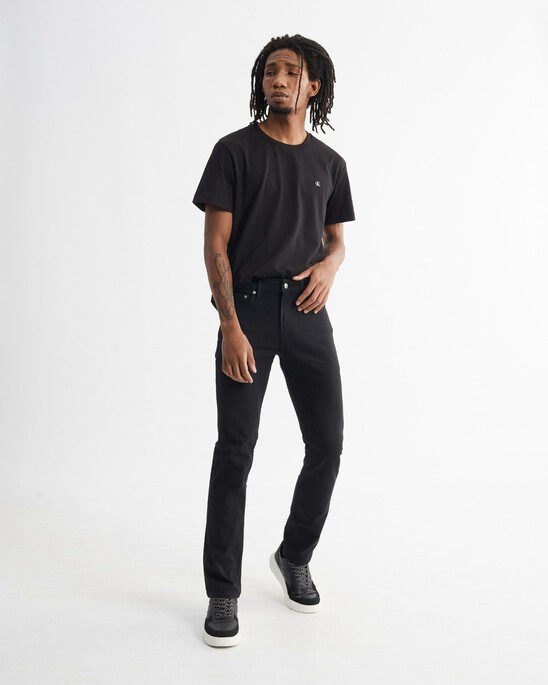 ULTIMATE STRETCH SLIM JEANS